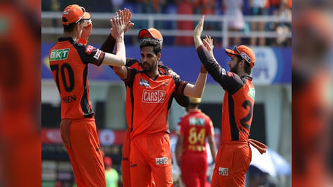 Bhuvneshwar Kumar and team SRH