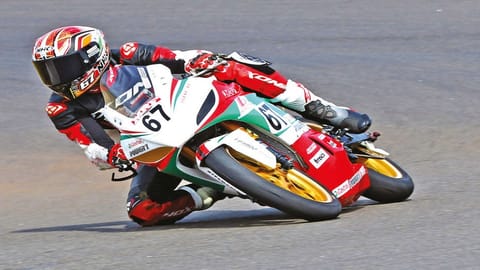 Rajini Krishnan in action in the Pro-Stock 301-400cc race