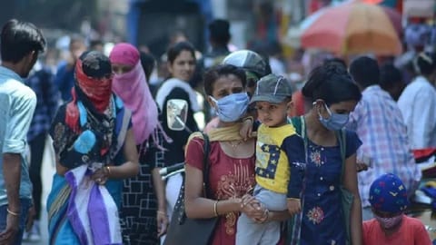 Covid surge in 3 Kerala districts; Minister says 'no need for worry'