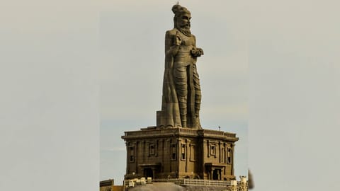 Tiruvalluvar statue in Kanniyakumari