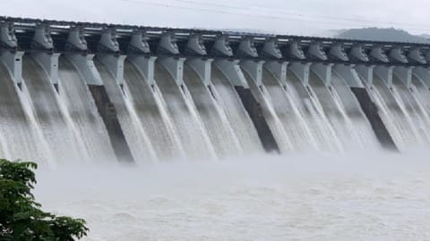 Heavy rains lead to increased hydropower generation in TN