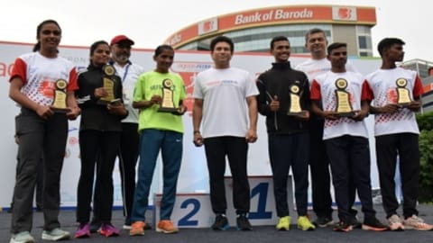 Cricket icon Sachin Tendulkar felicitated the winners