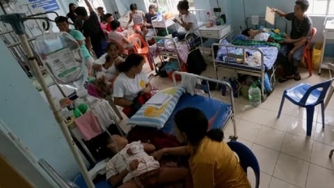Philippines? dengue death toll climbs to 400