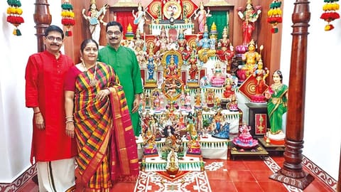 Mylapore trio's samachaturbhuja golu