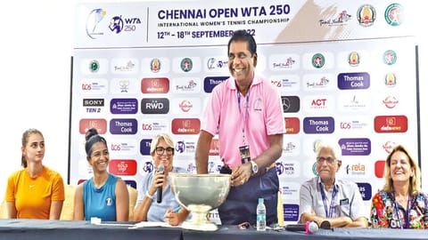TN Tennis Association president Vijay Amritraj at the draw ceremony