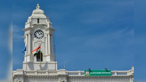 Complaints against persons collecting money at Chennai public toilets