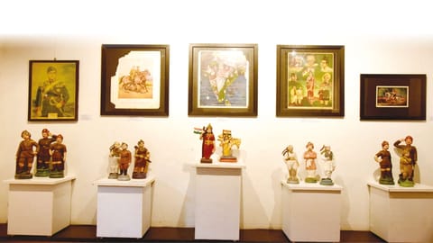 Golu dolls and prints they were modelled after