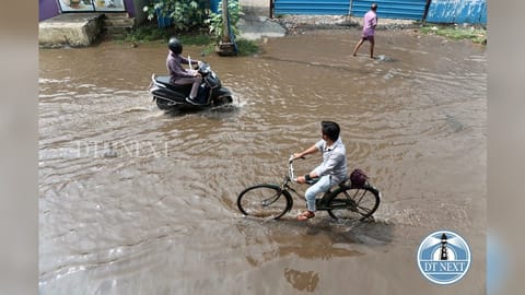 Visual of waterlogging in Thondiarpet area.