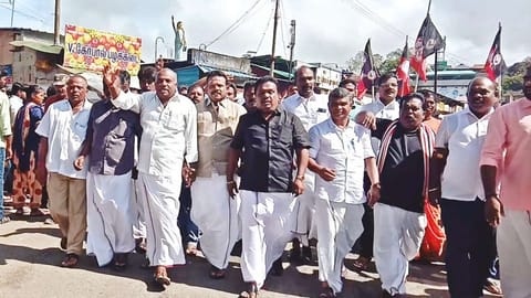 Protest march led by AIADMK MLAs in Valparai