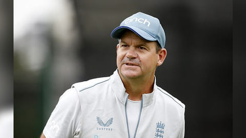 Coach Matthew Mott