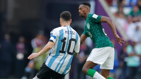 Soccer-Saudis stun Messi's Argentina with 2-1 comeback win