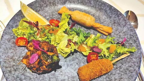 Vegetable chop, Anglo-Indian chicken pepper fry on toast & lamb mined puff