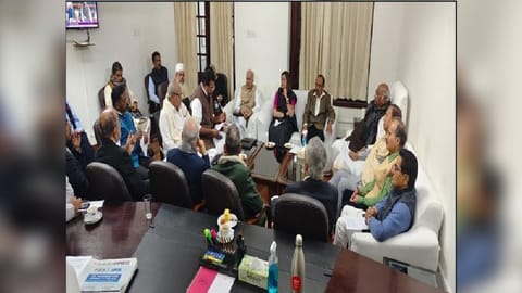 Oppn leaders meet