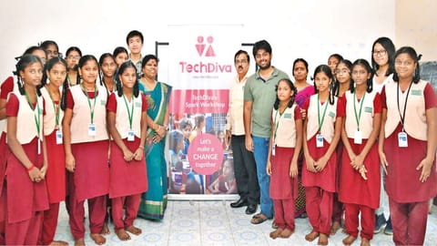 Participants from last year?s hackthon with teachers