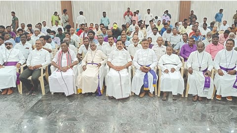 AIADMK interim general secretary Edappadi K Palaniswami seeking support of Christians in Erode on Thursday