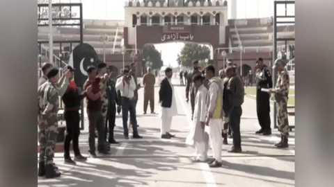 Pakistan government releases two Indian prisoners