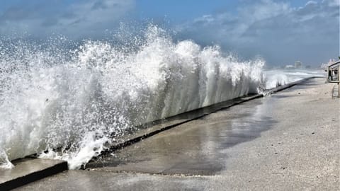 Chennai, Kolkata, in India, at particular risk due to sea level rise
