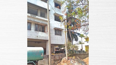 Electric pole raised at Medavakkam to address low voltage issue