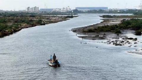 Kosasthalaiyar River