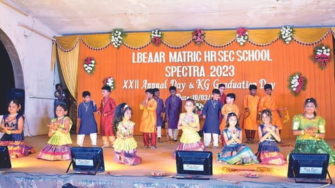 Children from primary & kindergarten classes stole the hearts of everyone with their action song