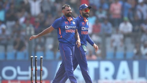 Mohammed Shami with Virat Kohli