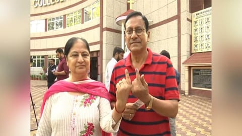 Visual of voters