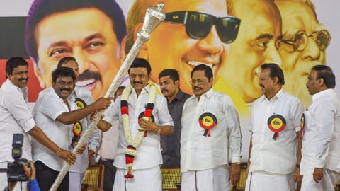 CM Stalin being greeted
