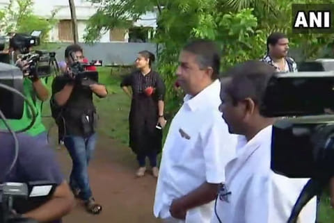 Saji Cherian, candidate for Chengannur assembly arrives at polling station (File photo)