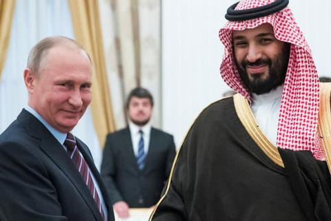 Russian President Vladimir Putin with Saudi Deputy Crown Prince Mohammed bin Salman in 2017