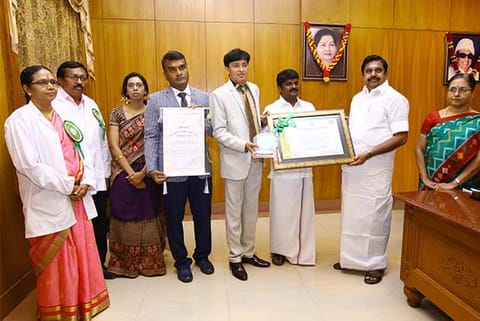 CM EPS handing over the awards to deans of government hospitals at the Secretariat on Wednesday