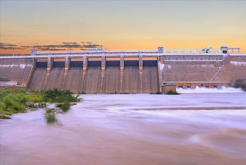 Vaigai nears full level, flood alert to five districts