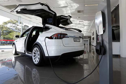 EESL commissions first EV charging station in south Delhi under pact with SDMC
