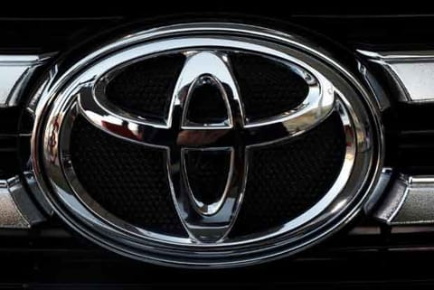 China recalls 186,790 Toyota defective compact cars