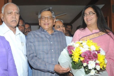 Sumalatha thanks BJP for support for winning Karnataka's Mandya