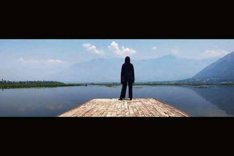 Pooja Bhatt's Twitter photo