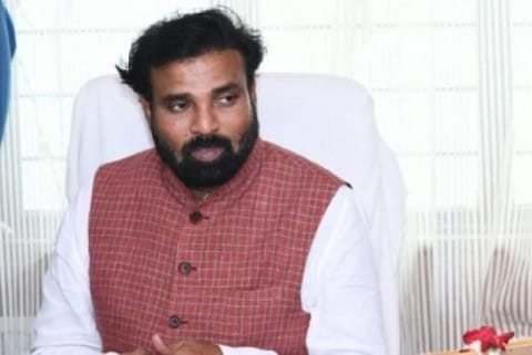 Karnataka Health Minister Sriramulu tests Covid positive