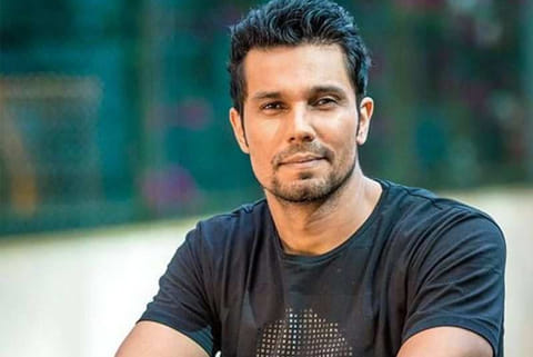 Randeep Hooda recovering from leg surgery