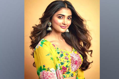 Pooja Hegde to star with Salman Khan in 'Kabhi Eid Kabhi Diwali'