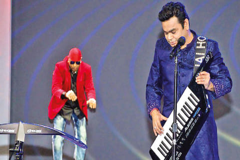 Rahman will perform along with musical artiste Ameya Dabli at the ?Ekam Satt Unity Concert? in Mumba