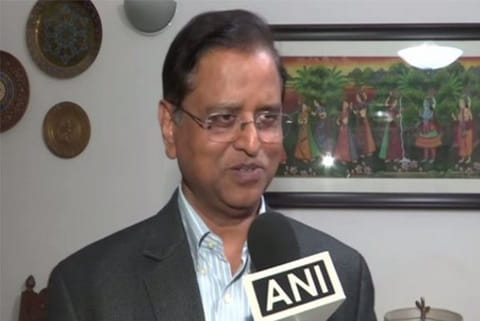 Former Fin Secy