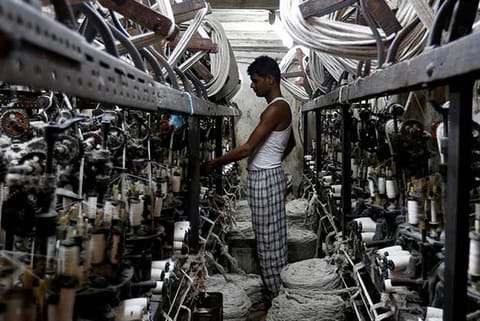 FM asks Singapore to invest in infra pipeline