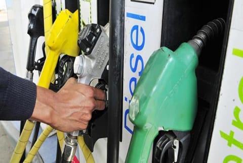 Fuel prices rise on 2nd consecutive day