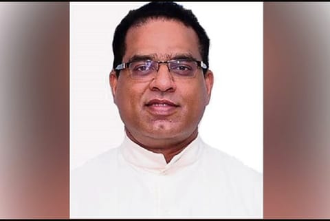 Pope Francis expels Kerala priest convicted of rape