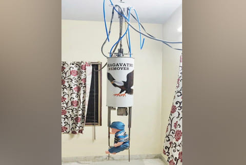The new device developed by Pavithran to rescue children trapped in borewells