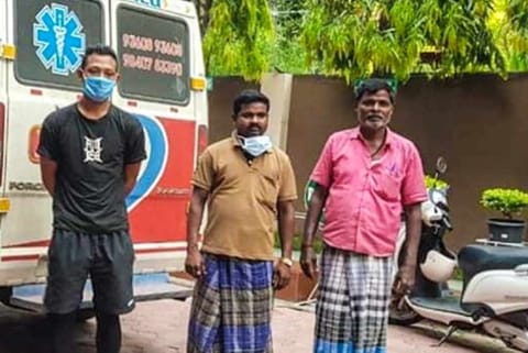 Ambulance drivers P Jeyanthiran and S Chinnathambi