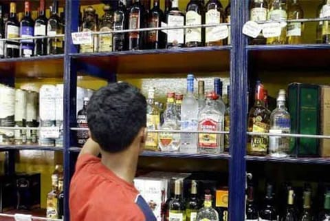 UP: Man kills wife for refusing money to buy liquor