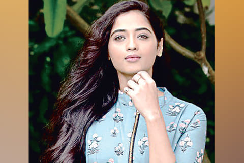Actress Masoom Shankar