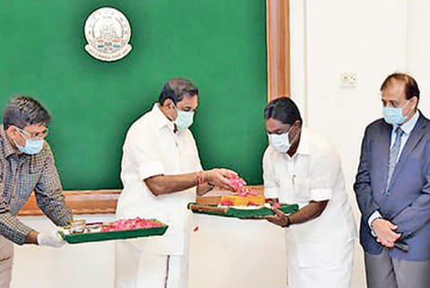 CM lays stone for Collectorate buildings at Chengalpattu, Kallakurichi districts