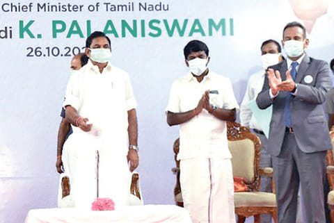 Chief Minister Edappadi K Palaniswami inaugurating Fortis Hospital in Vadapalani on Monday