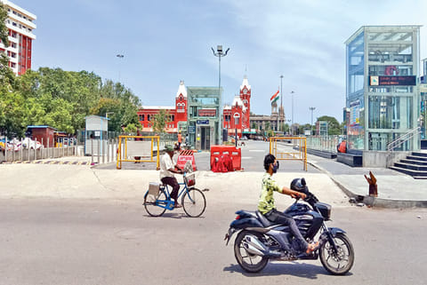 There hardly is any crowd to use the subways, escalators and zebra crossing on EVR Periyar Road